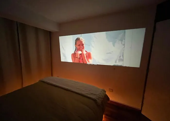 Private Bedroom 1 - Shared With 2 Bedrooms *